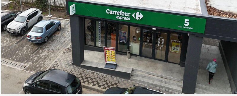 Slobozia Teren 366 mp cu sp. comercial Piata Slobozia, chirias Carrefour