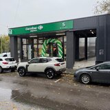 Piata Slobozia, sp. com. Carrefour de vanzare